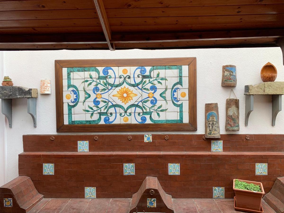 Casa Vacanza Nina Μιλάτσο Εξωτερικό φωτογραφία