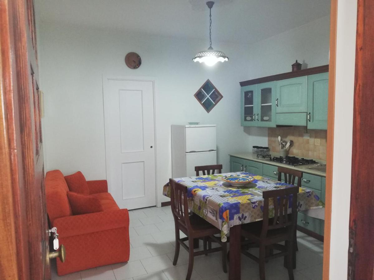 Casa Vacanza Nina Μιλάτσο Εξωτερικό φωτογραφία